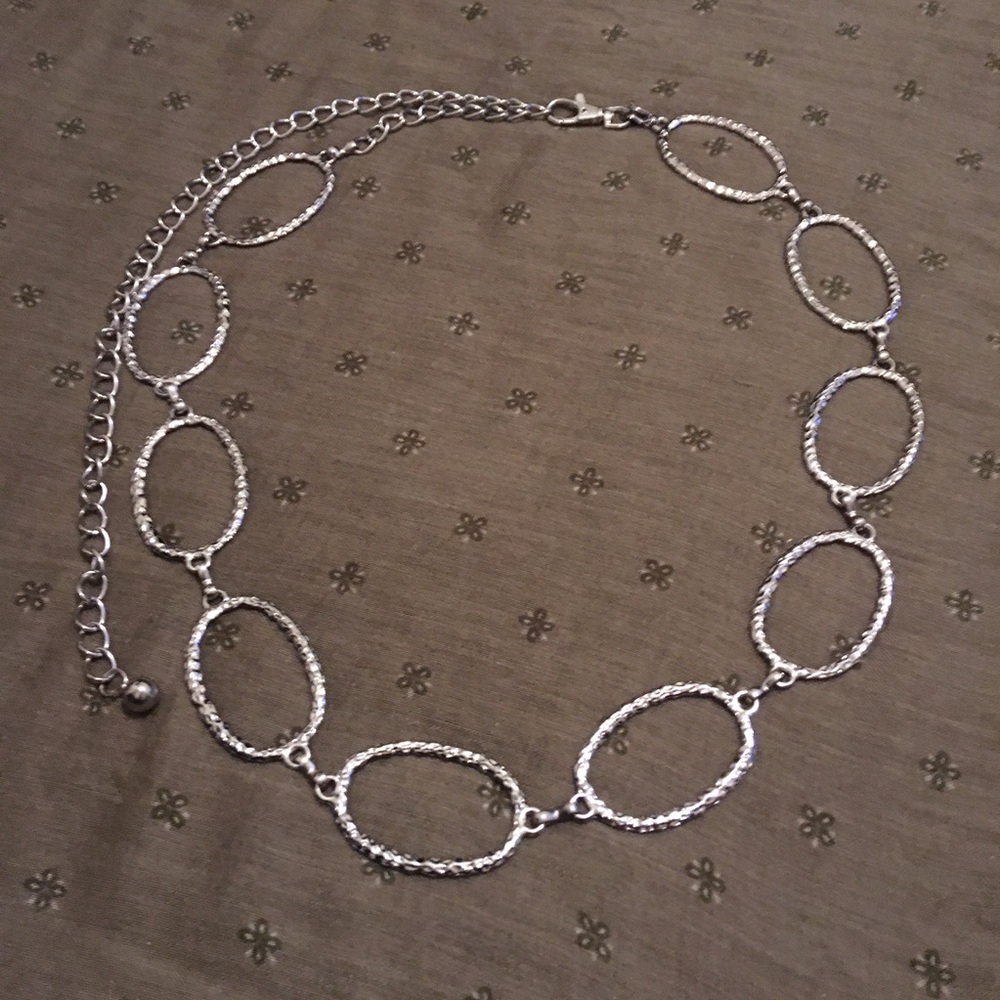 Silver Chain Link Necklace - Picture 2 of 8
